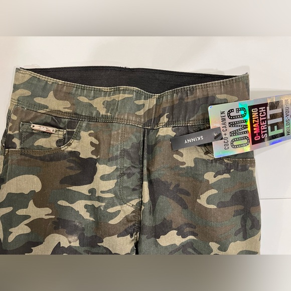 Coco + Carmen OMG Camo Jeans - Size S - Skinny and Stretchy - Picture 6 of 11
